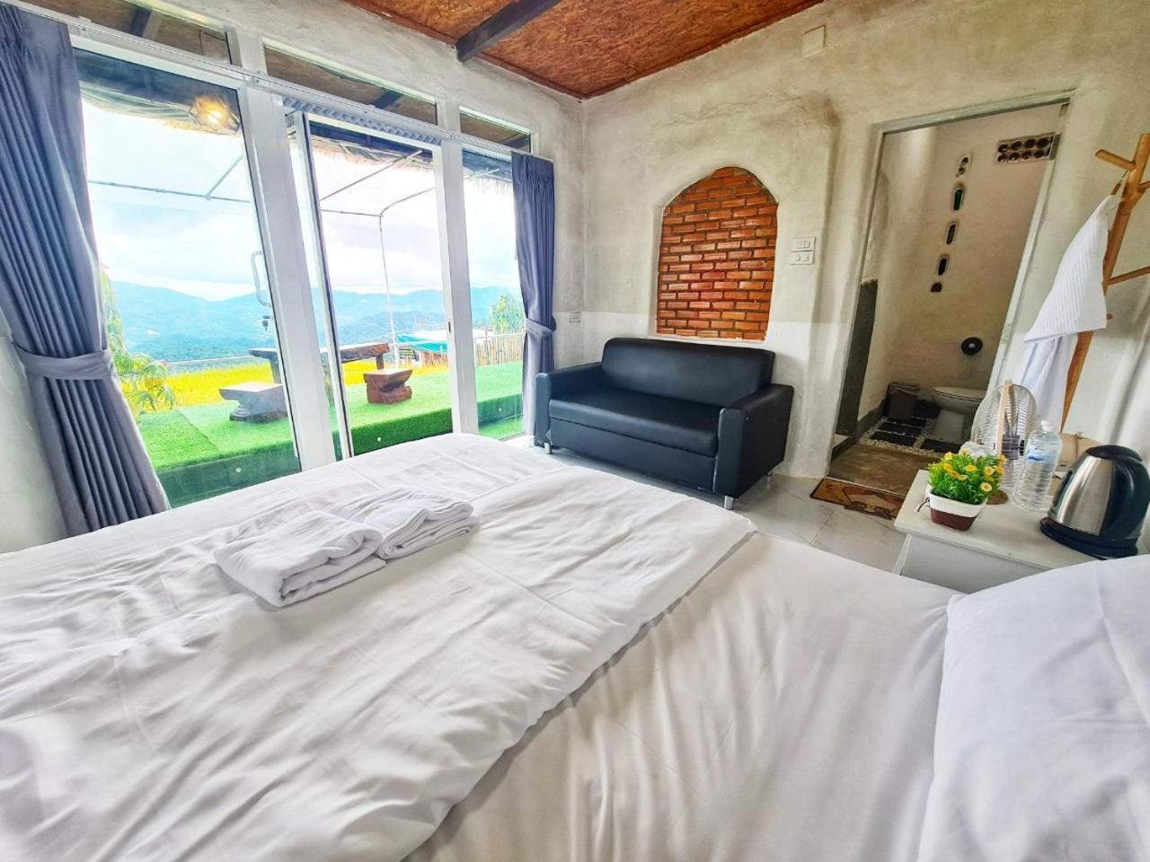 แสงเหนือแคมป์ปิ้งม่อนแจ่ม Hotel Ban Mae Raem Exterior foto